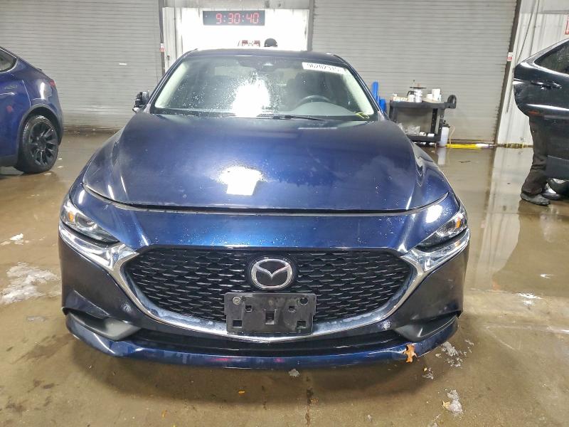 Photo 5 from auction – 2020 MAZDA 3 with VIN 3MZBPABL6LM123639
