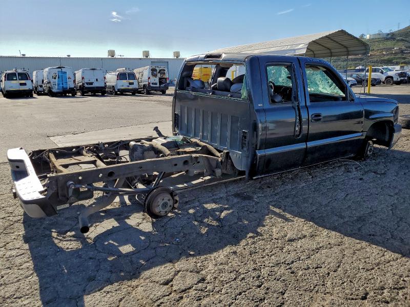 Photo 3 from auction – 2004 CHEVROLET SILVERADO with VIN 1GCEC19X14Z275610