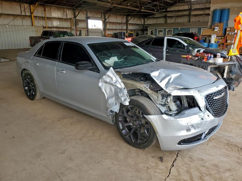 Photo 4 from auction – 2023 CHRYSLER 300 with VIN 2C3CCAAG6KH729080