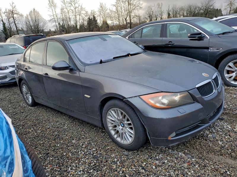 Photo 4 from auction – 2006 BMW 325 XI with VIN WBAVD13566KV03467