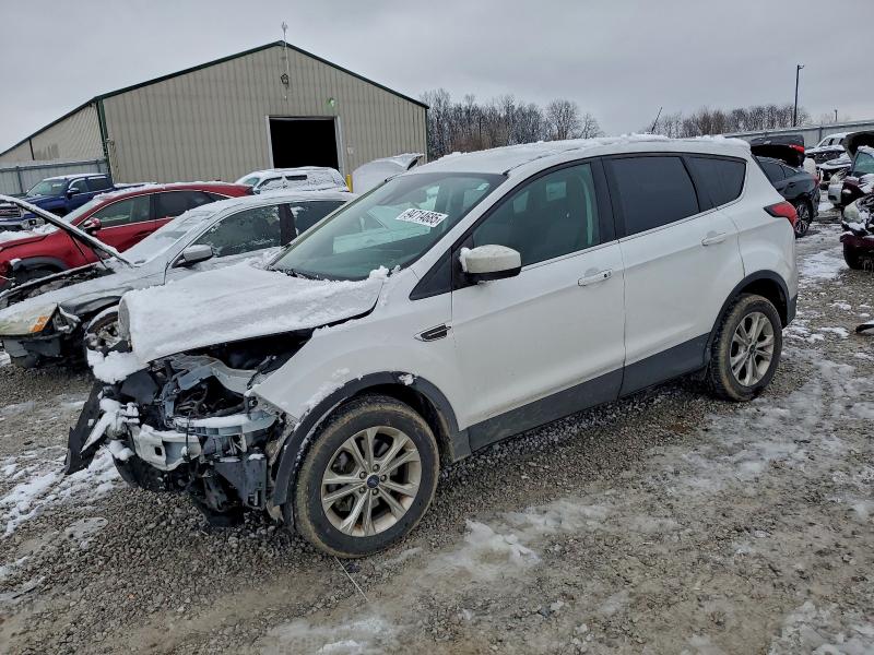 FORD ESCAPE SE 2019 with VIN 1FMCU9GD3KUA72610 - Photo from auction