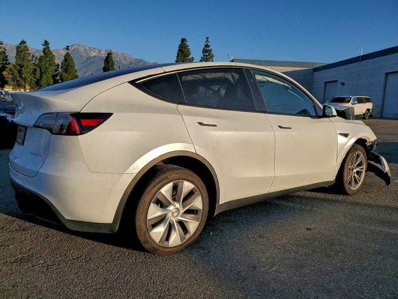 Photo 3 from auction – 2024 TESLA MODEL Y with VIN 7SAYGDEE5RA258023