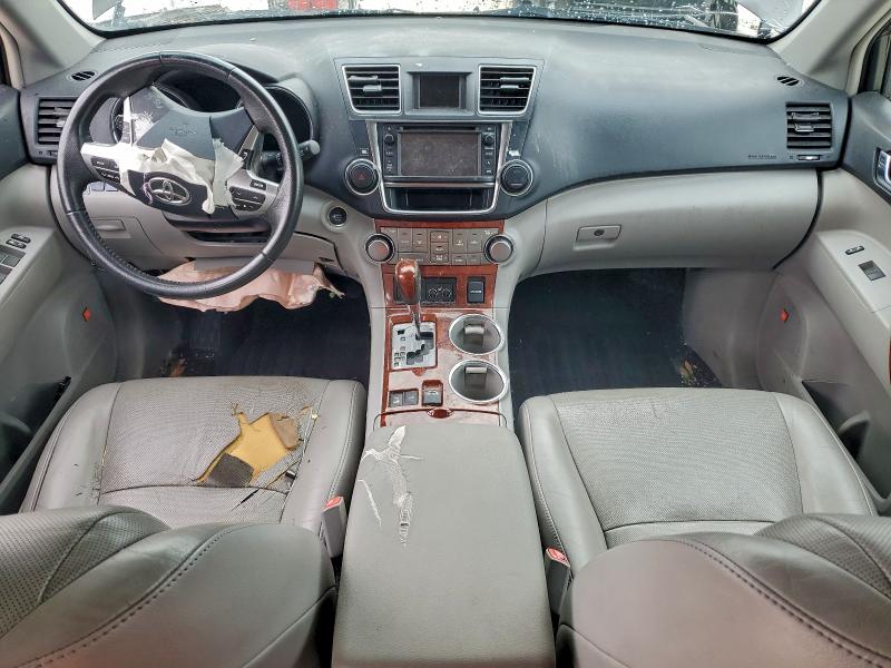 Photo 8 from auction – 2013 TOYOTA HIGHLANDER with VIN 5TDDK3EH3DS230310