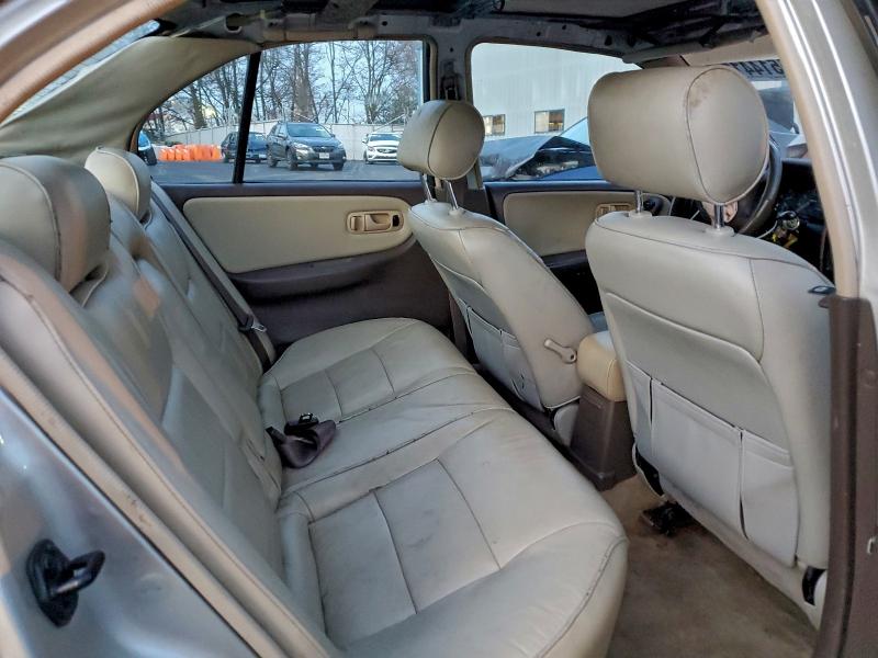 Photo 10 from auction – 1995 INFINITI G20 with VIN JNKCP01D3ST520980