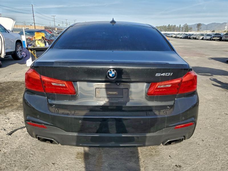 Photo 6 from auction – 2017 BMW 540 I with VIN WBAJE5C37HG478280