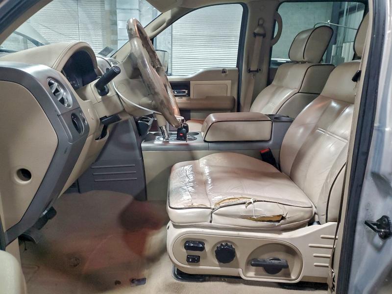 Photo 7 from auction – 2006 LINCOLN MARK LT with VIN 5LTPW185X6FJ14917