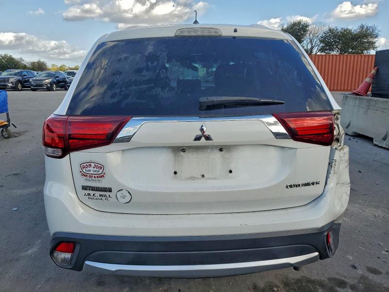 Photo 6 from auction – 2016 MITSUBISHI OUTLANDER with VIN JA4AD2A30GZ008502