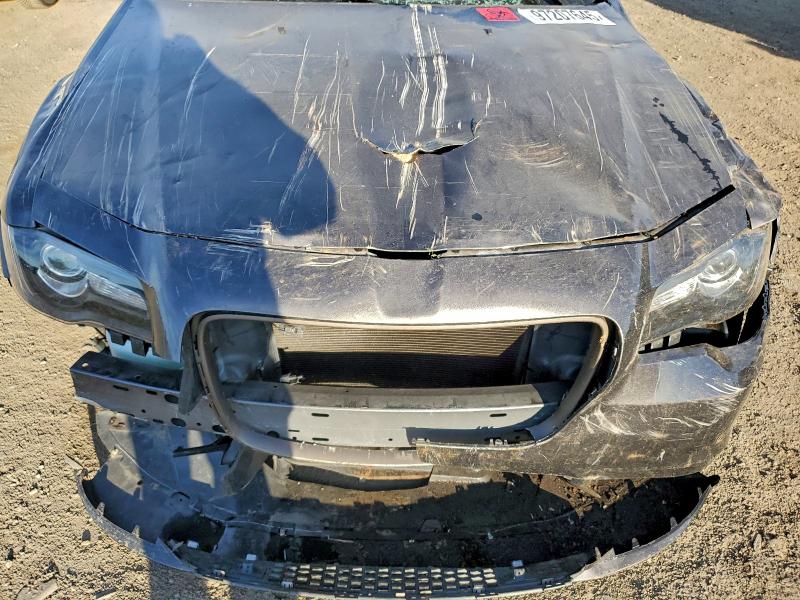 Photo 11 from auction – 2017 CHRYSLER 300 S with VIN 2C3CCABG1HH621683