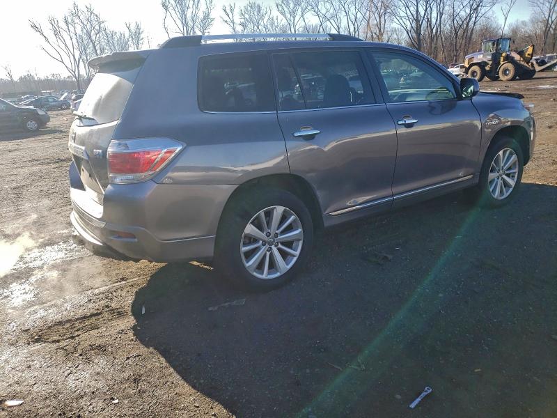 Photo 3 from auction – 2012 TOYOTA HIGHLANDER with VIN JTEDC3EH2C2006315