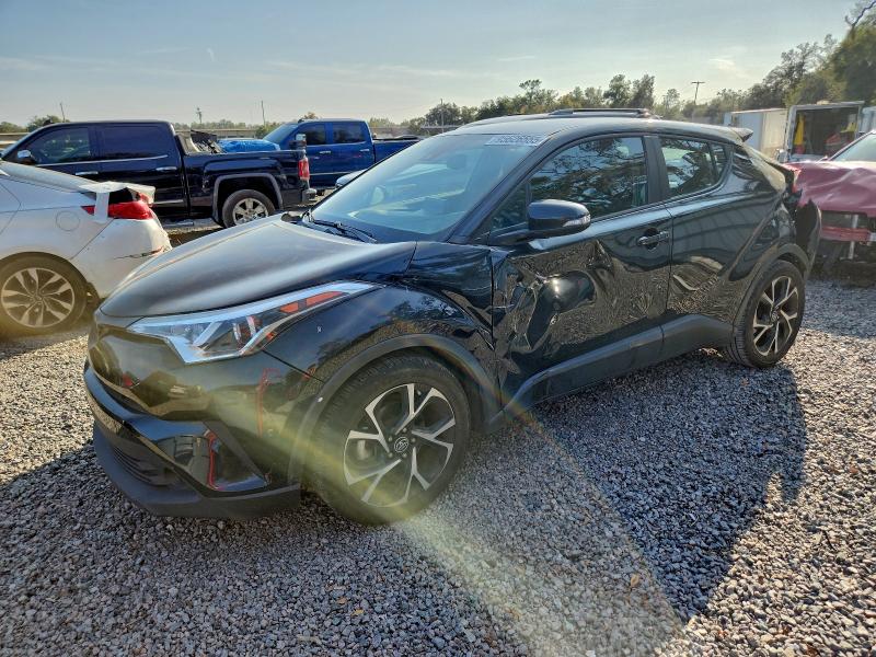 TOYOTA C-HR XLE 2019 with VIN NMTKHMBX8KR093741 - Photo from auction