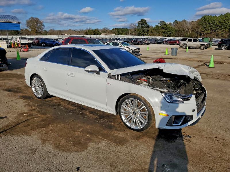 Photo 4 from auction – 2019 AUDI A4 PREMIUM with VIN WAUENAF42KN012080