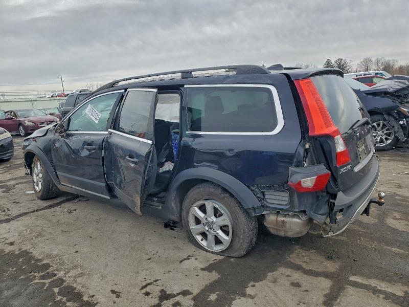 Photo 2 from auction – 2013 VOLVO XC70 3.2 with VIN YV4940BZ3D1146428