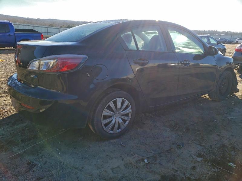 Photo 3 from auction – 2013 MAZDA 3 I with VIN JM1BL1UP7D1797005