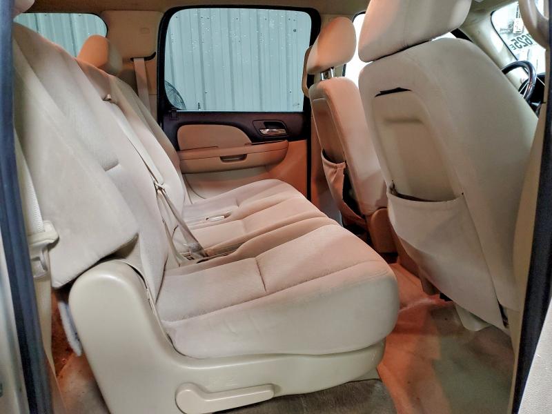 Photo 10 from auction – 2008 CHEVROLET SUBURBAN C with VIN 3GNFC16058G203785