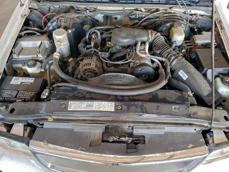 Photo 11 from auction – 2002 GMC SONOMA with VIN 1GTDT13W52K224015
