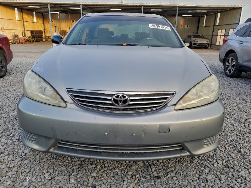 Photo 5 from auction – 2005 TOYOTA CAMRY LE with VIN 4T1BE32K45U611364