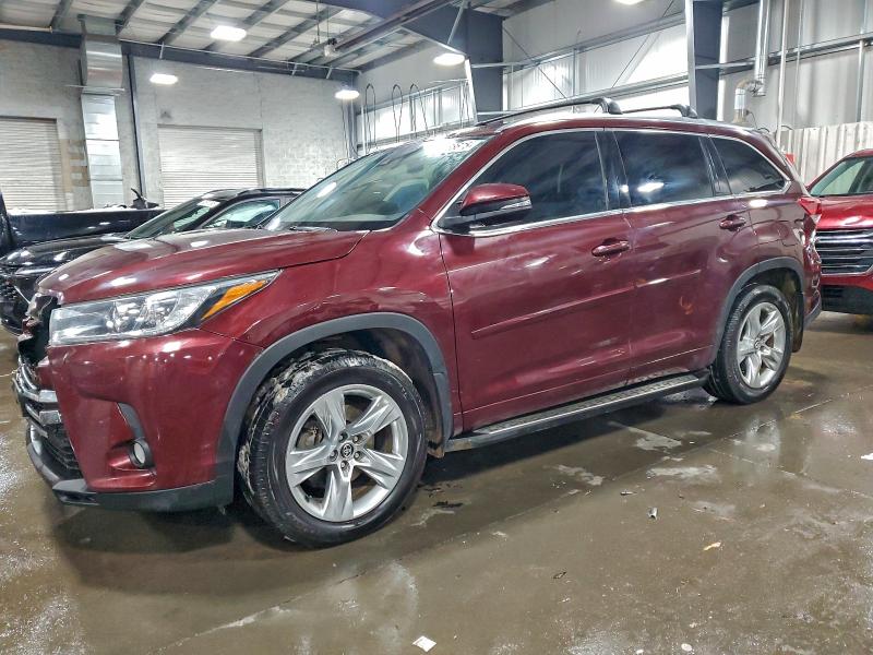 TOYOTA HIGHLANDER 2017 with VIN 5TDDZRFH6HS469904 - Photo from auction