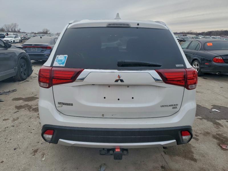 Photo 6 from auction – 2017 MITSUBISHI OUTLANDER with VIN JA4AZ3A34HZ063219