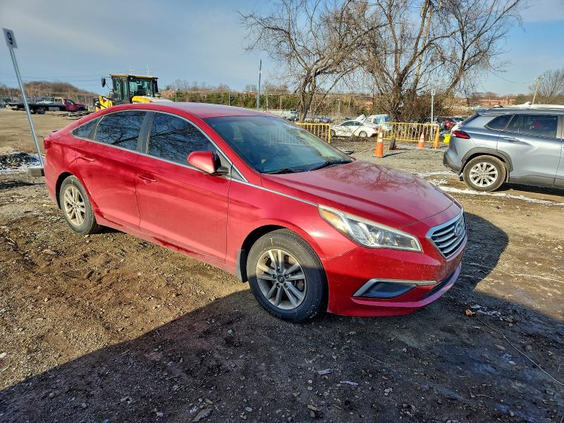 Photo 4 from auction – 2017 HYUNDAI SONATA SE with VIN 5NPE24AF8HH449564