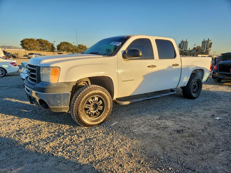 GMC SIERRA 2011 with VIN 3GTP1TEA7BG200693 - Photo from auction