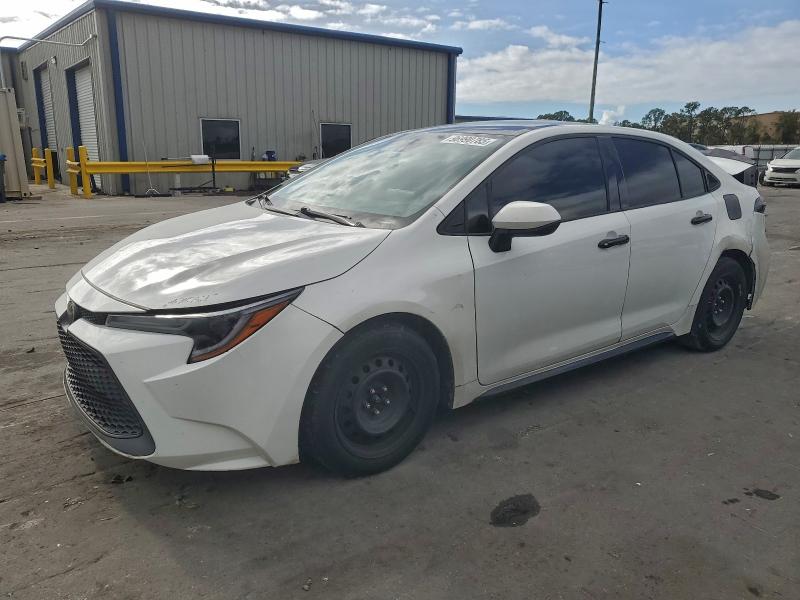 TOYOTA COROLLA LE 2020 with VIN 5YFEPRAEXLP024154 - Photo from auction