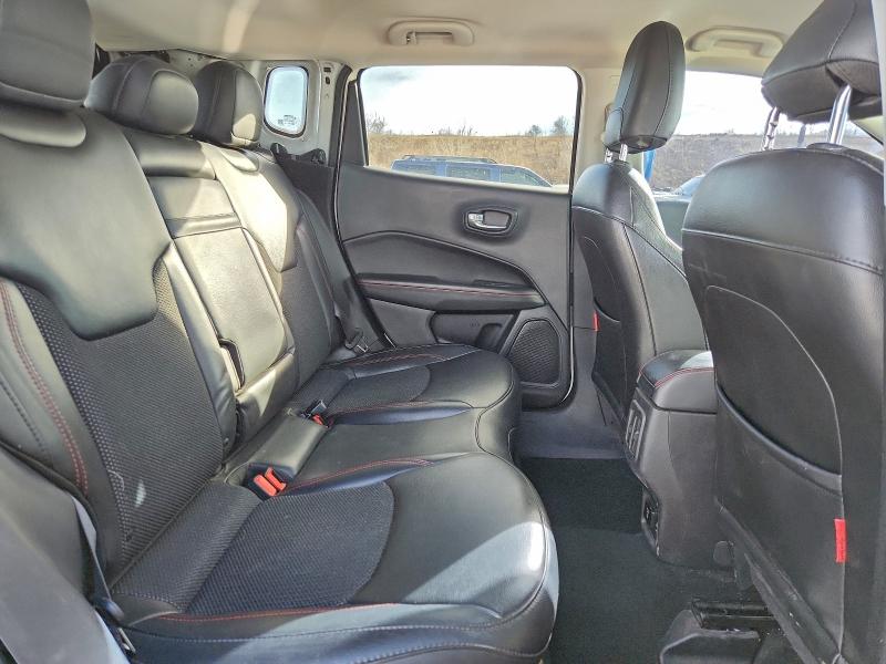 Photo 11 from auction – 2019 JEEP COMPASS TR with VIN 3C4NJDDB1KT748249