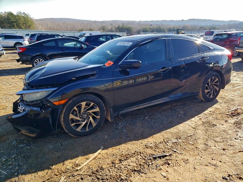 Photo 1 from auction – 2018 HONDA CIVIC EX with VIN 19XFC2F77JE001351