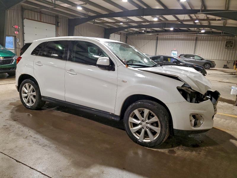 Photo 4 from auction – 2014 MITSUBISHI OUTLANDER with VIN 4A4AR4AU4EE025960