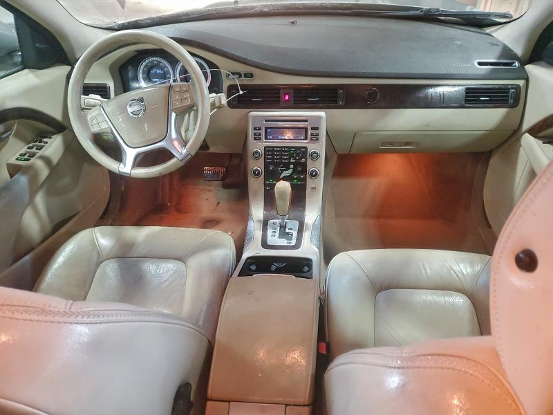 Photo 8 from auction – 2011 VOLVO XC70 T6 with VIN YV4902BZ6B1111077