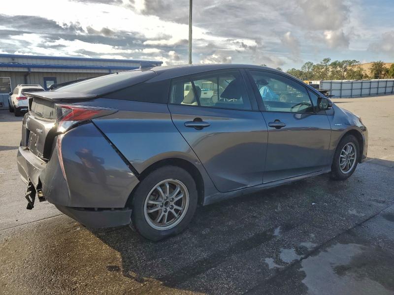 Photo 3 from auction – 2017 TOYOTA PRIUS with VIN JTDKBRFU5H3031210
