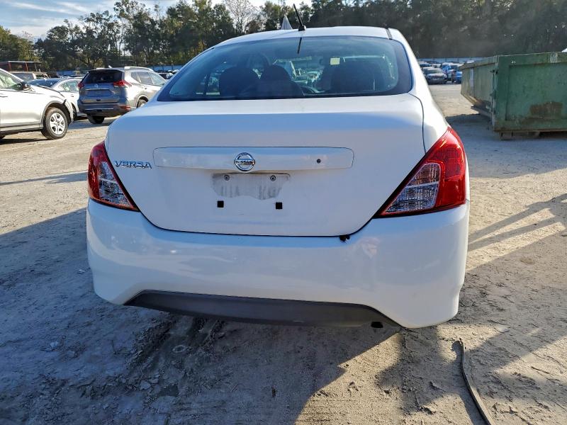 Photo 6 from auction – 2017 NISSAN VERSA S with VIN 3N1CN7AP6HL900034