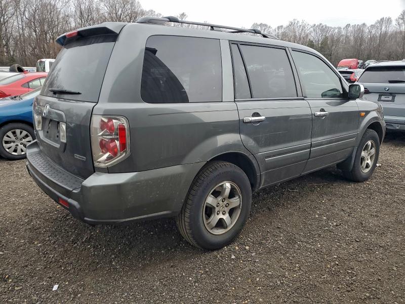 Photo 3 from auction – 2007 HONDA PILOT EXL with VIN 2HKYF18557H537709