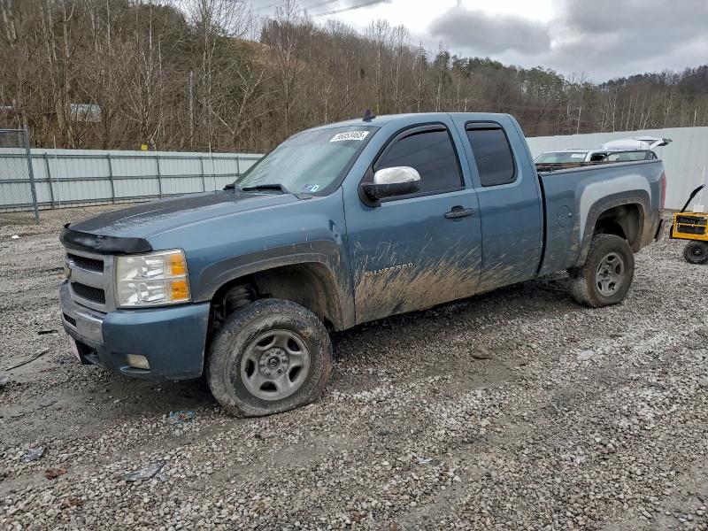 CHEVROLET SILVERADO 2011 with VIN 1GCRKSE37BZ413113 - Photo from auction