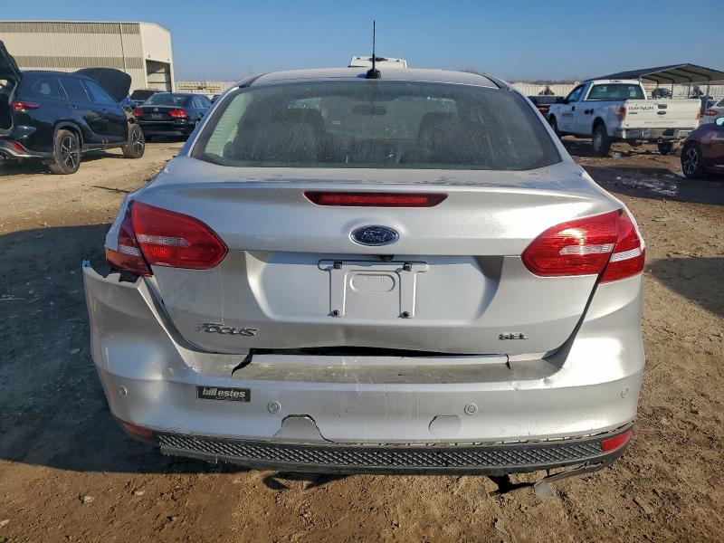 Photo 6 from auction – 2018 FORD FOCUS SEL with VIN 1FADP3H28JL258146