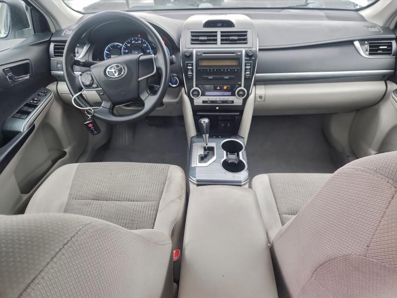 Photo 8 from auction – 2012 TOYOTA CAMRY HYBR with VIN 4T1BD1FK9CU032482