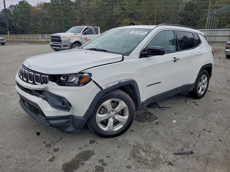 JEEP COMPASS LA 2022 con VIN 3C4NJCBB4NT177826 - Foto de la subasta