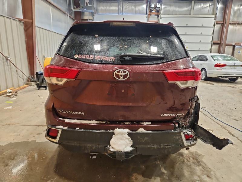 Photo 6 from auction – 2018 TOYOTA HIGHLANDER with VIN 5TDDZRFH4JS896794