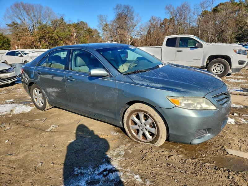 Фото 4 с аукциона – 2011 TOYOTA CAMRY BASE с VIN 4T1BF3EK4BU681807