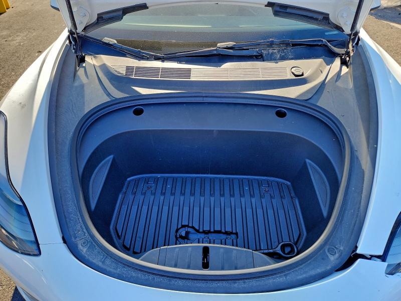 Photo 11 from auction – 2023 TESLA MODEL 3 with VIN 5YJ3E1EA5PF464791