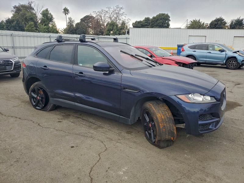 Photo 4 from auction – 2018 JAGUAR F-PACE PRE with VIN SADCJ2FX4JA280838