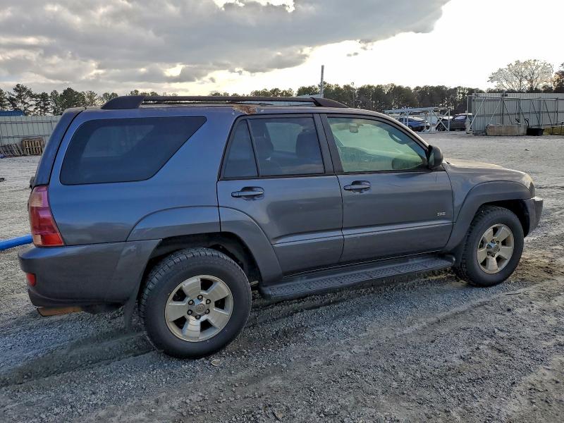 Photo 3 from auction – 2004 TOYOTA 4RUNNER SR with VIN JTEZU14RX40038797