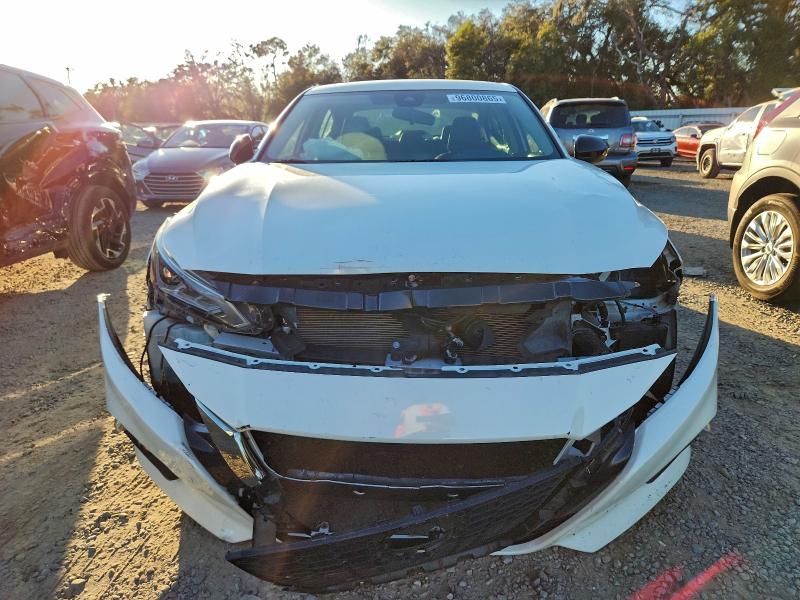 Photo 5 from auction – 2022 NISSAN ALTIMA SR with VIN 1N4BL4CV1NN363972
