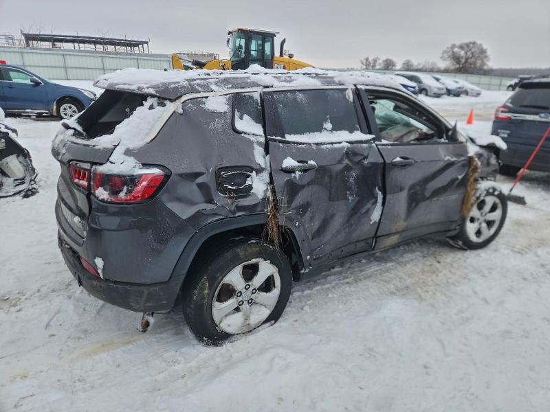Photo 3 from auction – 2018 JEEP COMPASS LA with VIN 3C4NJDBB9JT142523