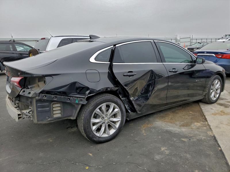 Photo 3 from auction – 2020 CHEVROLET MALIBU LT with VIN 1G1ZD5ST2LF017991