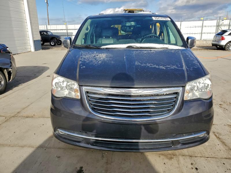 Photo 5 from auction – 2011 CHRYSLER TOWN & COU with VIN 2A4RR8DG3BR796703