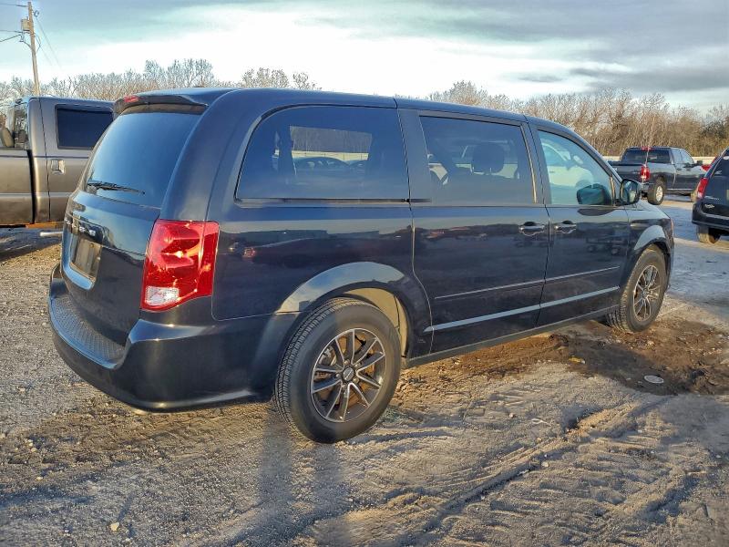 Photo 3 from auction – 2015 DODGE GRAND CARA with VIN 2C4RDGCG0FR624747
