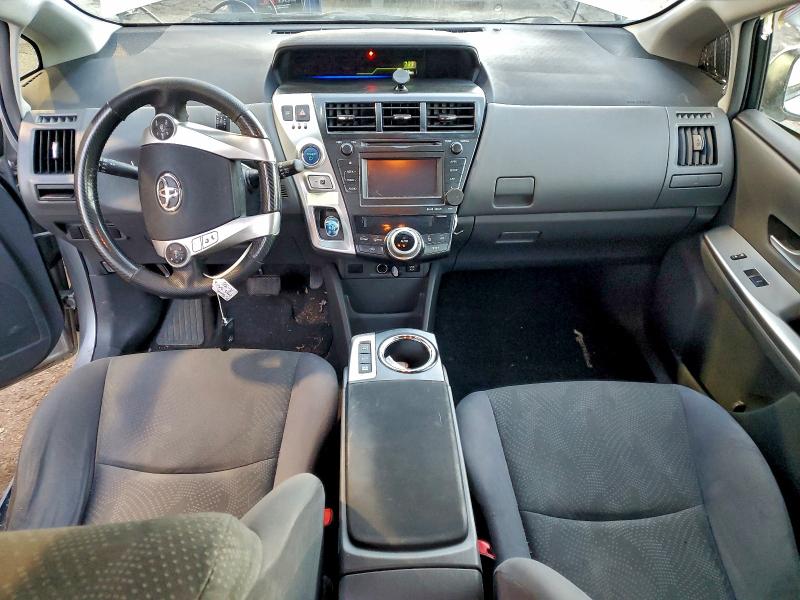 Photo 8 from auction – 2014 TOYOTA PRIUS V with VIN JTDZN3EUXE3312256
