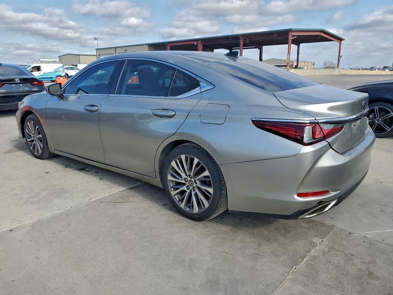 Photo 2 from auction – 2019 LEXUS ES 350 with VIN 58ABZ1B17KU026122