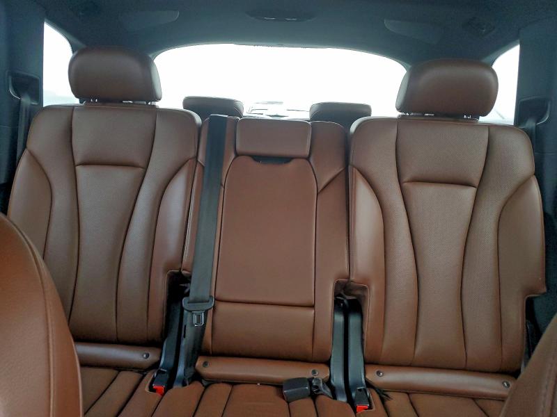 Photo 10 from auction – 2017 AUDI Q7 PRESTIG with VIN WA1VAAF75HD003570
