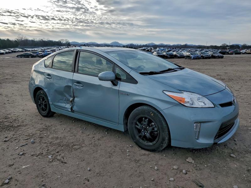 Photo 4 from auction – 2013 TOYOTA PRIUS with VIN JTDKN3DUXD1698030